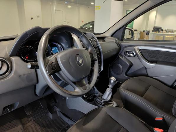 Renault Duster I Рестайлинг с пробегом 2016 года, цена 891 000 рублей, 209595 км, внедорожник, Автокод Объявления