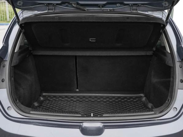 Kia Ceed II с пробегом 2014 года, цена 960 000 рублей, 133877 км, хэтчбек, Автокод Объявления