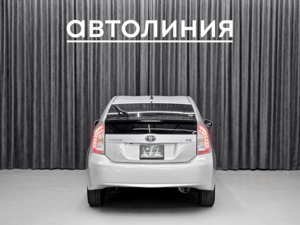 Toyota Prius III Рестайлинг (XW30) с пробегом 2012 года, цена 1 149 000 рублей, 158000 км, лифтбек, Автокод Объявления