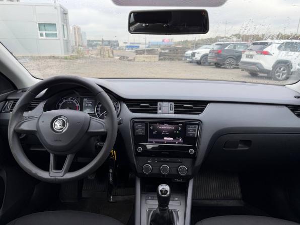Skoda Octavia III (A7) Рестайлинг с пробегом 2018 года, цена 1 425 000 рублей, 144605 км, лифтбек, Автокод Объявления