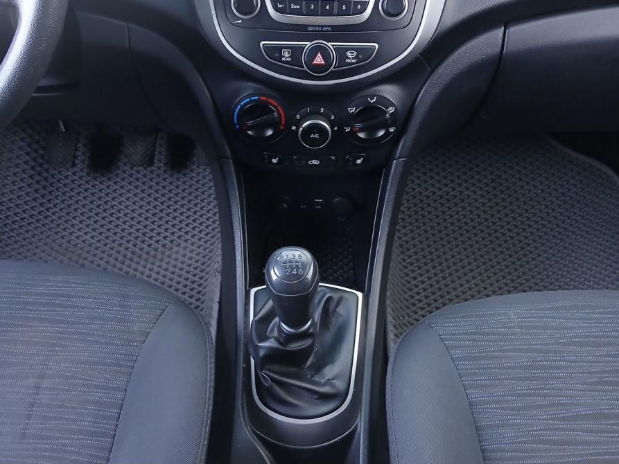 Hyundai Solaris I Рестайлинг Саратов  - изображение 11