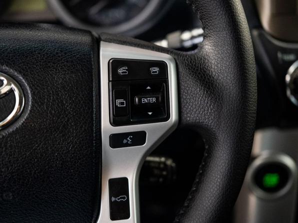 Toyota Land Cruiser Prado 150 Series с пробегом 2012 года, цена 2 900 000 рублей, 260900 км, внедорожник, Автокод Объявления
