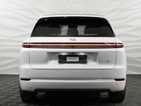 Новый Li Auto (Lixiang) L7 I Рестайлинг 2026 года, цена 10 690 000 рублей, внедорожник, Автокод Объявления