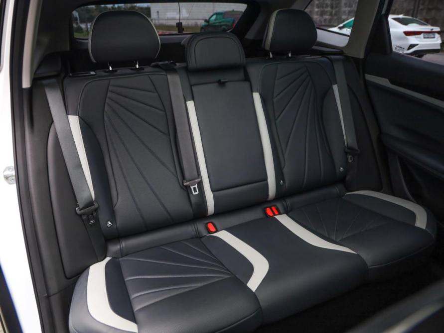 Geely Atlas II Санкт-Петербург  - изображение 29
