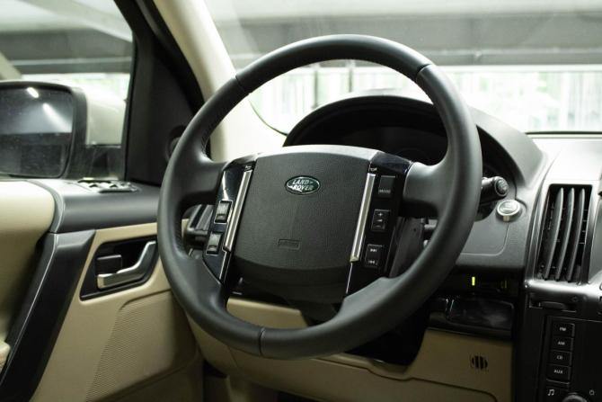 Land Rover Freelander II Рестайлинг с пробегом 2011 года, цена 1 399 000 рублей, 173885 км, внедорожник, Автокод Объявления