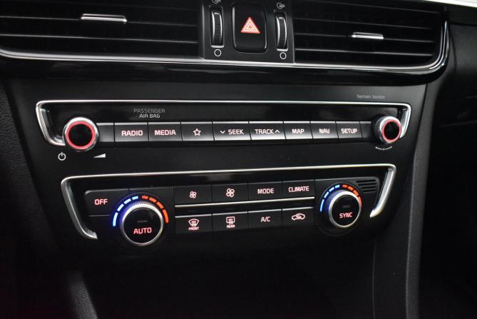 Kia Optima IV Рестайлинг с пробегом 2019 года, цена 1 615 000 рублей, 150207 км, седан, Автокод Объявления