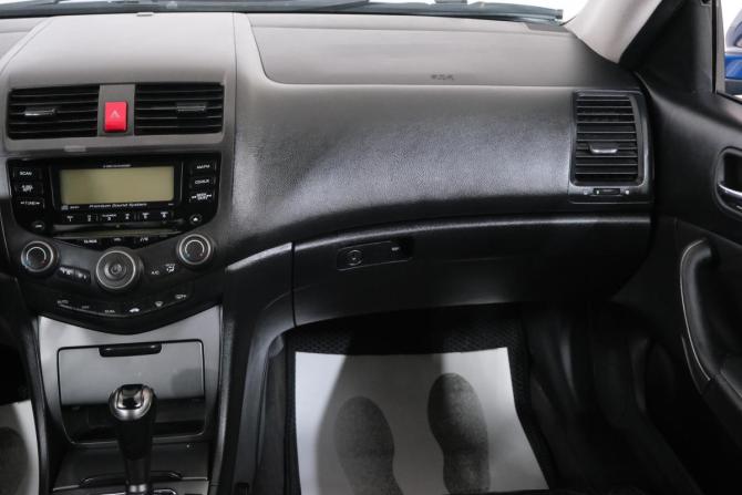 Honda Accord VII Рестайлинг с пробегом 2006 года, цена 899 000 рублей, 364000 км, седан, Автокод Объявления