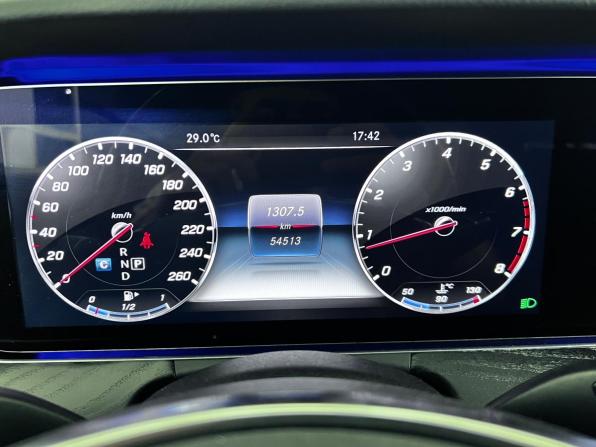 Mercedes-Benz E-Класс V (W213 S213 C238) с пробегом 2017 года, цена 3 880 000 рублей, 54514 км, седан, Автокод Объявления