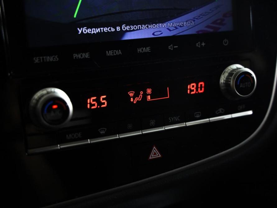 Mitsubishi Outlander III Рестайлинг 3 Санкт-Петербург  - изображение 16