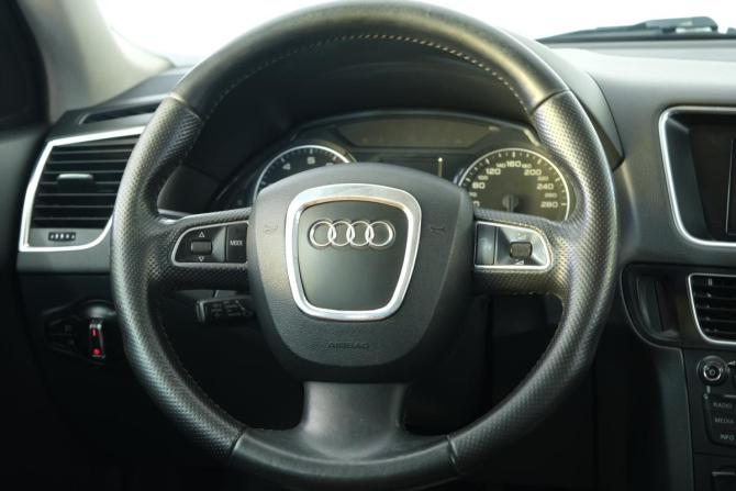 Audi Q5 I (8R) с пробегом 2012 года, цена 1 699 000 рублей, 263000 км, внедорожник, Автокод Объявления