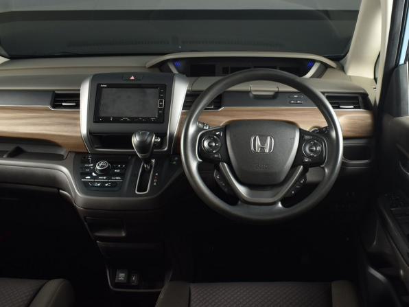 Honda Freed II Рестайлинг с пробегом 2020 года, цена 1 664 995 рублей, 70729 км, компактвэн, Автокод Объявления