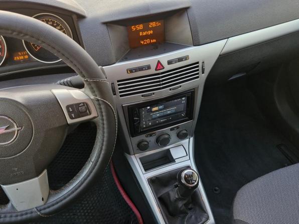 Opel Astra H Рестайлинг с пробегом 2014 года, цена 579 000 рублей, 233818 км, седан, Автокод Объявления