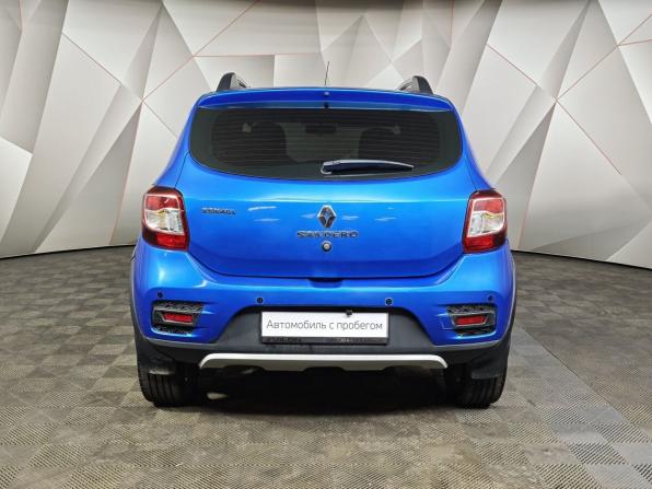 Renault Sandero II с пробегом 2017 года, цена 891 000 рублей, 96440 км, хэтчбек, Автокод Объявления