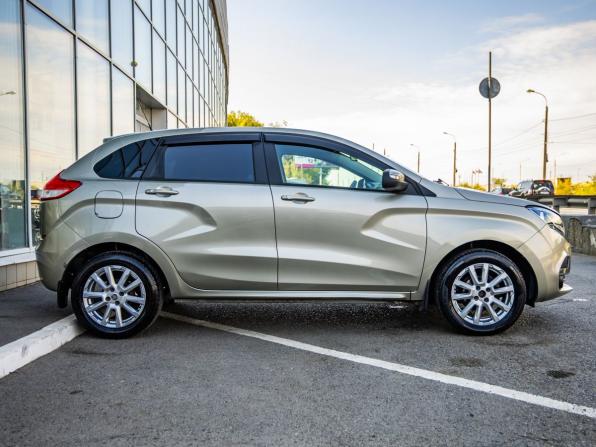 Lada (ВАЗ) XRAY I с пробегом 2017 года, цена 788 000 рублей, 122400 км, хэтчбек, Автокод Объявления
