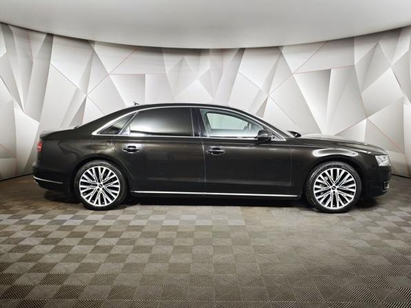 Audi A8 III (D4) Рестайлинг с пробегом 2015 года, цена 1 819 000 рублей, 273097 км, седан, Автокод Объявления