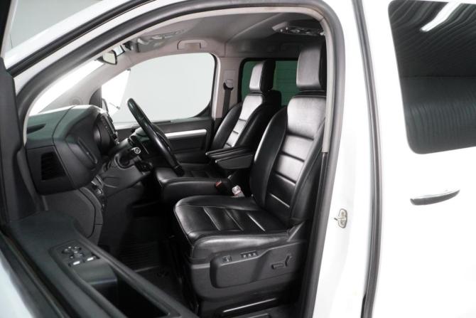 Peugeot Traveller I с пробегом 2019 года, цена 2 974 000 рублей, 224193 км, минивэн, Автокод Объявления
