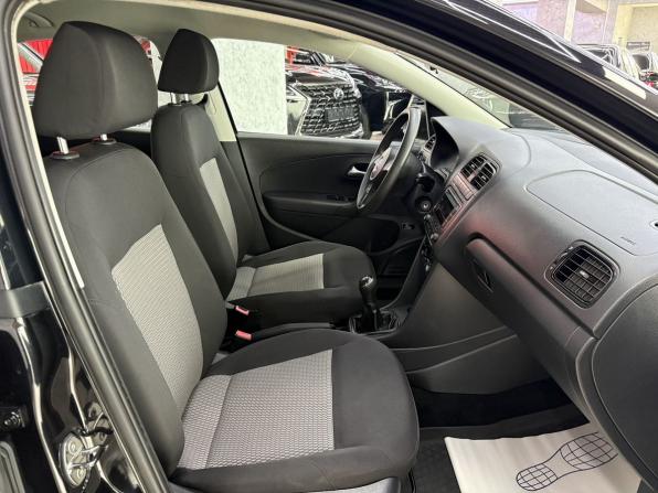 Volkswagen Polo V с пробегом 2013 года, цена 845 000 рублей, 124669 км, седан, Автокод Объявления