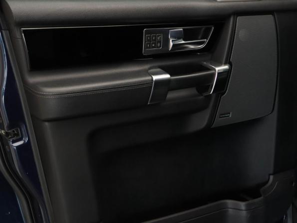 Land Rover Discovery IV с пробегом 2012 года, цена 1 749 000 рублей, 297405 км, внедорожник, Автокод Объявления