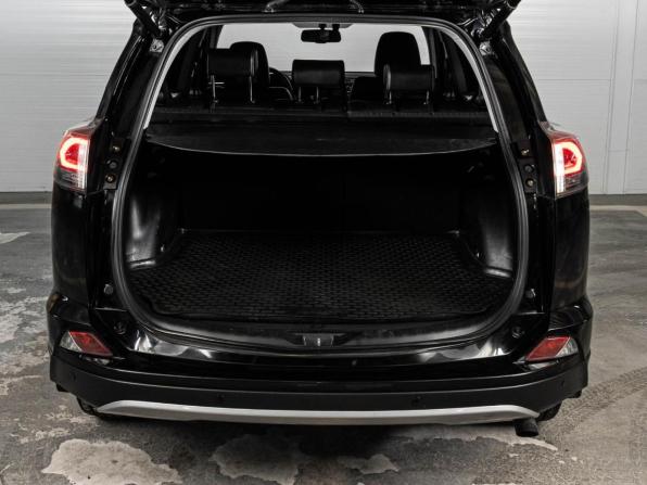 Toyota RAV4 IV (XA40) Рестайлинг с пробегом 2019 года, цена 3 499 000 рублей, 41237 км, внедорожник, Автокод Объявления