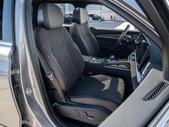 Geely Xingyue L I Рестайлинг 2 с пробегом 2026 года, цена 4 390 000 рублей, 21 км, внедорожник, Автокод Объявления
