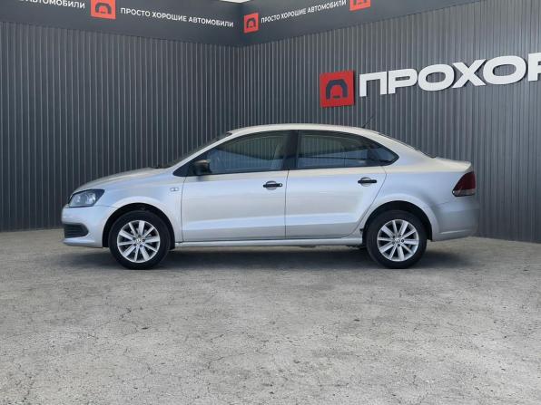 Volkswagen Polo V с пробегом 2014 года, цена 667 000 рублей, 173134 км, седан, Автокод Объявления