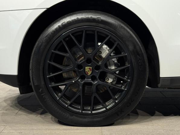 Porsche Macan I с пробегом 2017 года, цена 3 790 000 рублей, 128613 км, внедорожник, Автокод Объявления