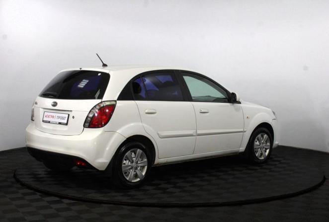 Kia Rio II Рестайлинг с пробегом 2010 года, цена 445 000 рублей, 157262 км, хэтчбек, Автокод Объявления
