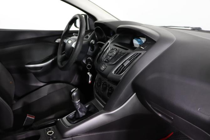 Ford Focus III с пробегом 2013 года, цена 729 990 рублей, 181000 км, хэтчбек, Автокод Объявления