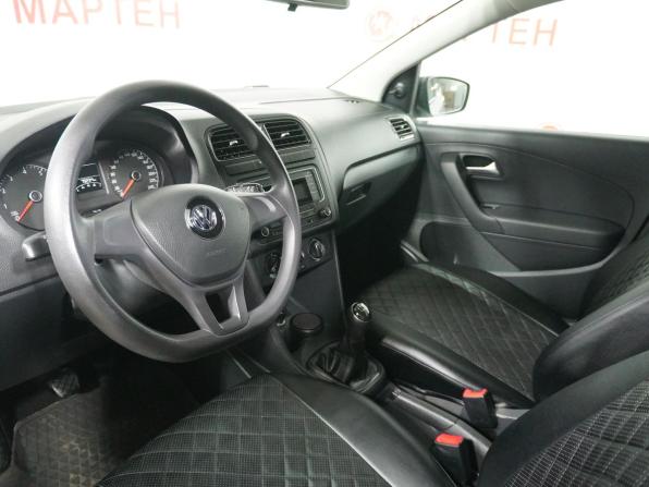 Volkswagen Polo V Рестайлинг с пробегом 2018 года, цена 1 199 000 рублей, 79180 км, седан, Автокод Объявления