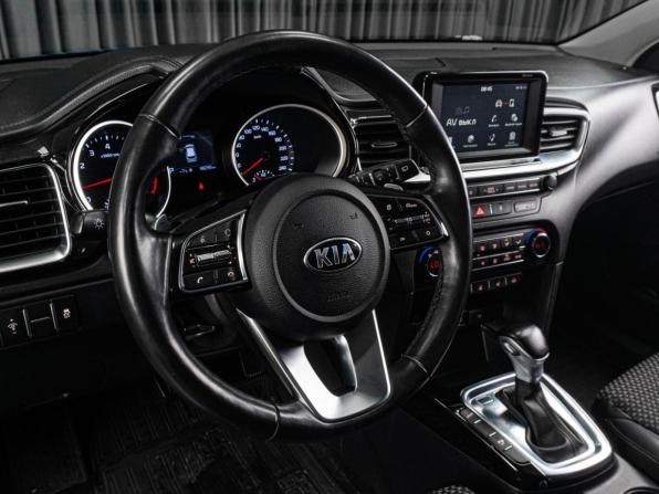 Kia Ceed III с пробегом 2019 года, цена 1 689 000 рублей, 98293 км, хэтчбек, Автокод Объявления