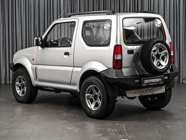 Suzuki Jimny III Рестайлинг 1 с пробегом 2006 года, цена 1 299 000 рублей, 62684 км, внедорожник, Автокод Объявления