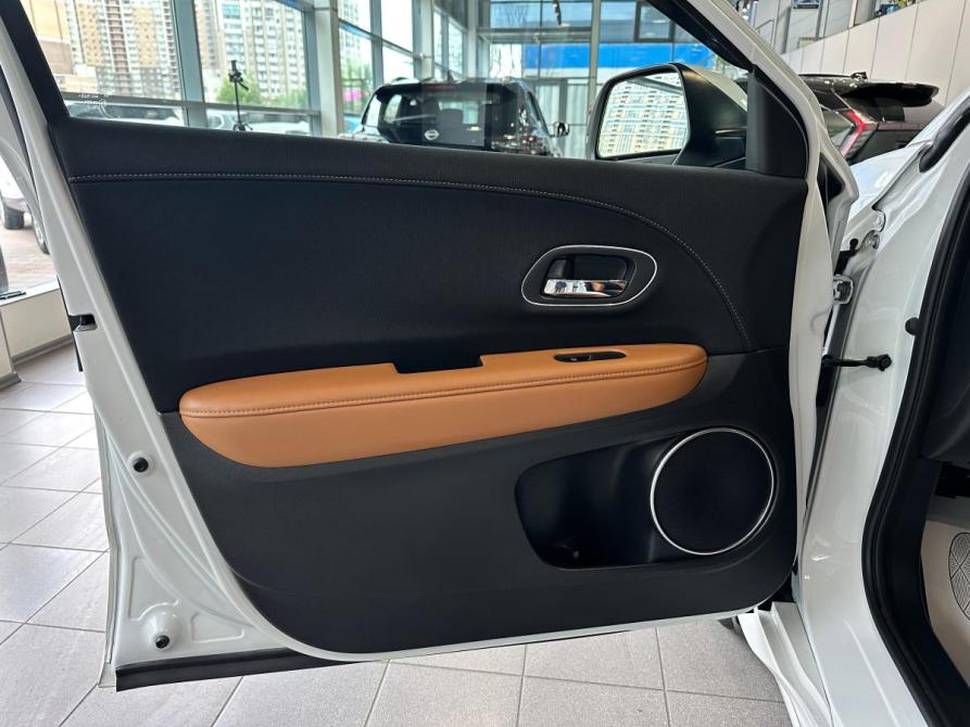 Honda Vezel I Рестайлинг Санкт-Петербург  - изображение 30