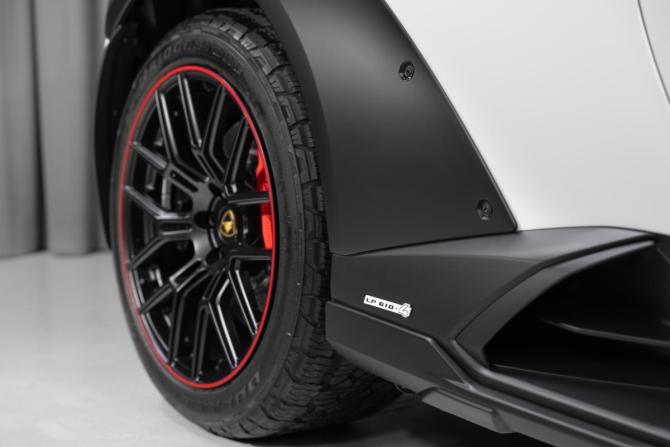 Новый Lamborghini Huracán I Рестайлинг 2023 года, цена 42 900 000 рублей, купе, Автокод Объявления