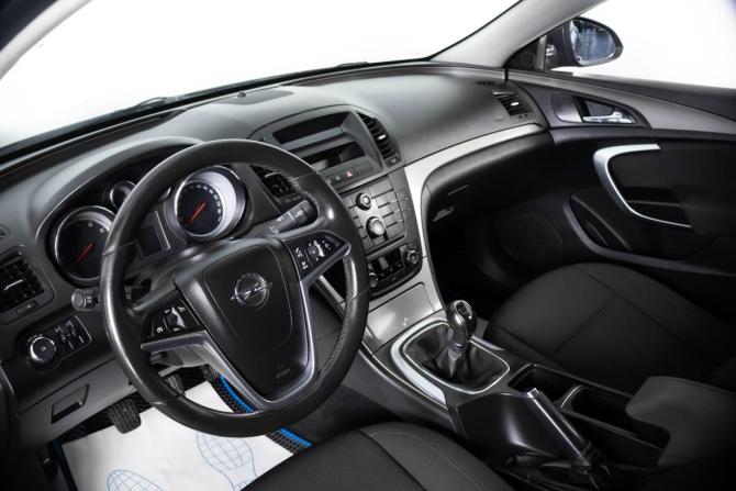 Opel Insignia I с пробегом 2011 года, цена 629 000 рублей, 240159 км, седан, Автокод Объявления