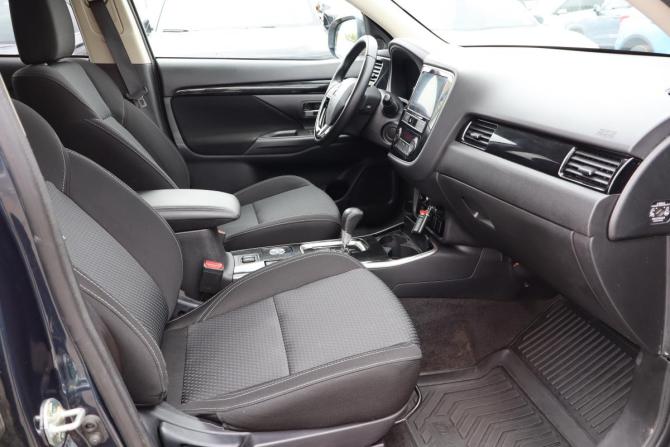 Mitsubishi Outlander III Рестайлинг 3 с пробегом 2020 года, цена 2 349 000 рублей, 78000 км, внедорожник, Автокод Объявления