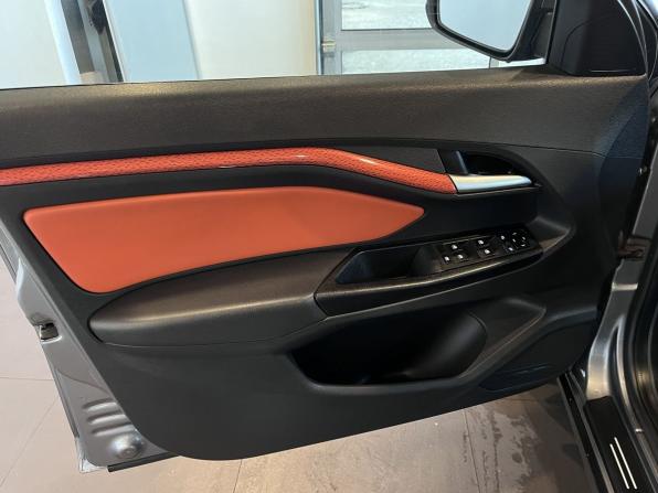 Lada (ВАЗ) Vesta I с пробегом 2018 года, цена 1 154 000 рублей, 119842 км, универсал, Автокод Объявления