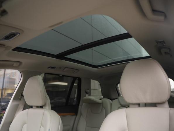 Volvo XC90 II Рестайлинг 1 с пробегом 2021 года, цена 4 699 000 рублей, 127331 км, внедорожник, Автокод Объявления