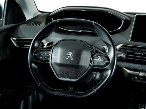 Peugeot 5008 II с пробегом 2018 года, цена 1 798 000 рублей, 105120 км, внедорожник, Автокод Объявления