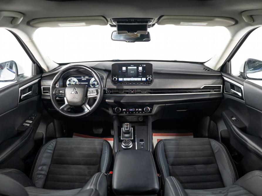 Mitsubishi Outlander IV Иркутск  - изображение 9