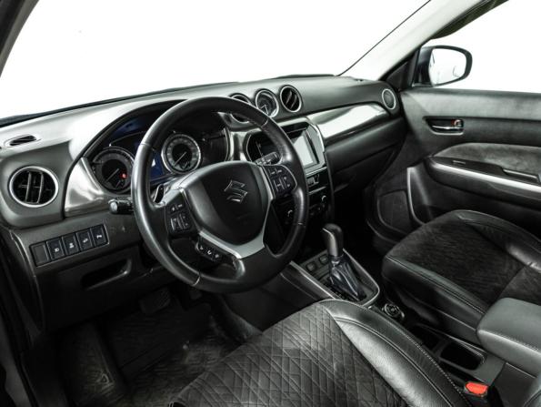 Suzuki Vitara II Рестайлинг с пробегом 2021 года, цена 2 350 000 рублей, 111820 км, внедорожник, Автокод Объявления