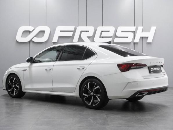 Skoda Octavia IV (A8) с пробегом 2023 года, цена 2 299 000 рублей, 130463 км, лифтбек, Автокод Объявления