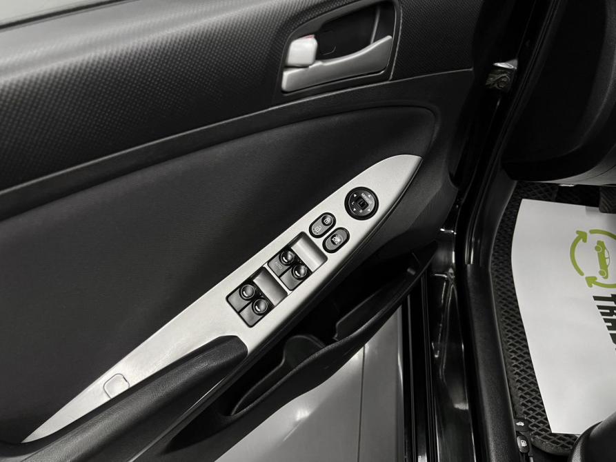 Hyundai Solaris I Рестайлинг Тверь  - изображение 21