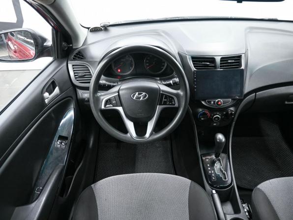 Hyundai Solaris I с пробегом 2012 года, цена 759 900 рублей, 192459 км, седан, Автокод Объявления