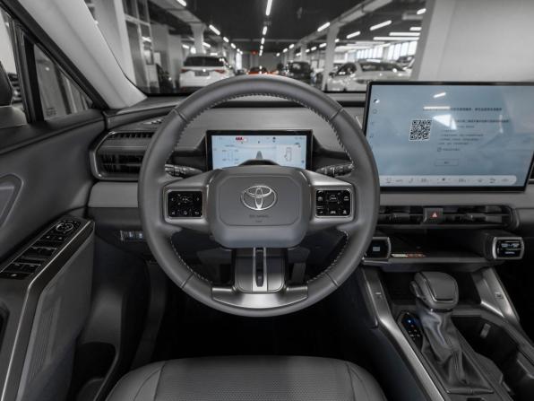 Toyota RAV4 VI (XA60) с пробегом 2026 года, цена 4 200 000 рублей, 50 км, внедорожник, Автокод Объявления