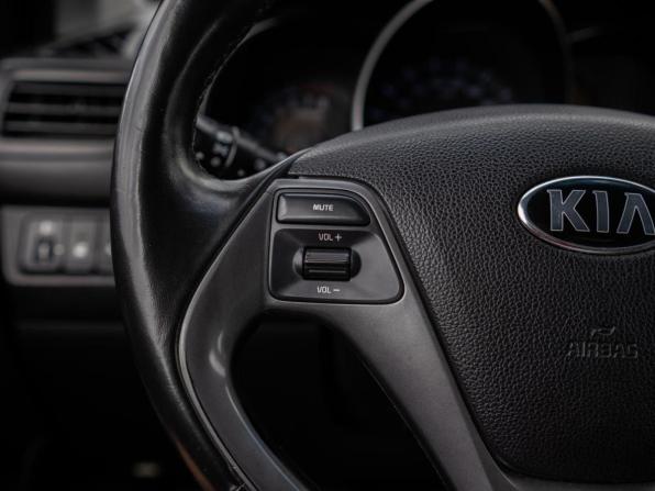Kia Rio III Рестайлинг с пробегом 2016 года, цена 999 000 рублей, 158538 км, седан, Автокод Объявления