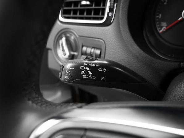 Volkswagen Polo V Рестайлинг с пробегом 2020 года, цена 1 245 000 рублей, 149288 км, седан, Автокод Объявления