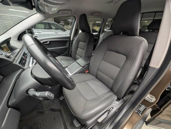 Volvo XC70 II Рестайлинг с пробегом 2015 года, цена 2 195 000 рублей, 206883 км, универсал, Автокод Объявления
