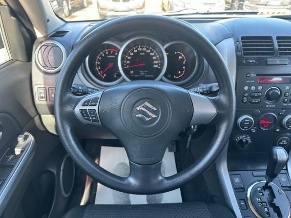 Suzuki Grand Vitara II Рестайлинг с пробегом 2011 года, цена 1 250 000 рублей, 139757 км, внедорожник, Автокод Объявления