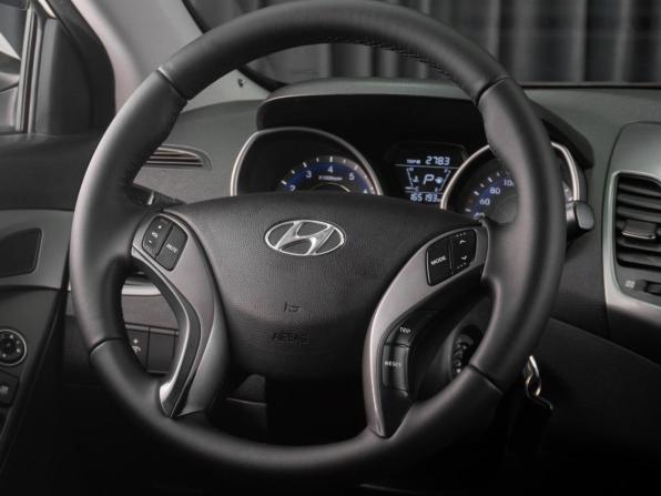 Hyundai Elantra V (MD) Рестайлинг с пробегом 2014 года, цена 1 199 000 рублей, 165193 км, седан, Автокод Объявления