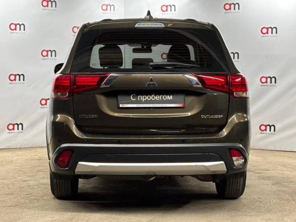Mitsubishi Outlander III Рестайлинг 2 с пробегом 2018 года, цена 1 749 000 рублей, 119000 км, внедорожник, Автокод Объявления